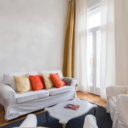 Appartamento Endroit Luxueux De L'Appartement Parigi